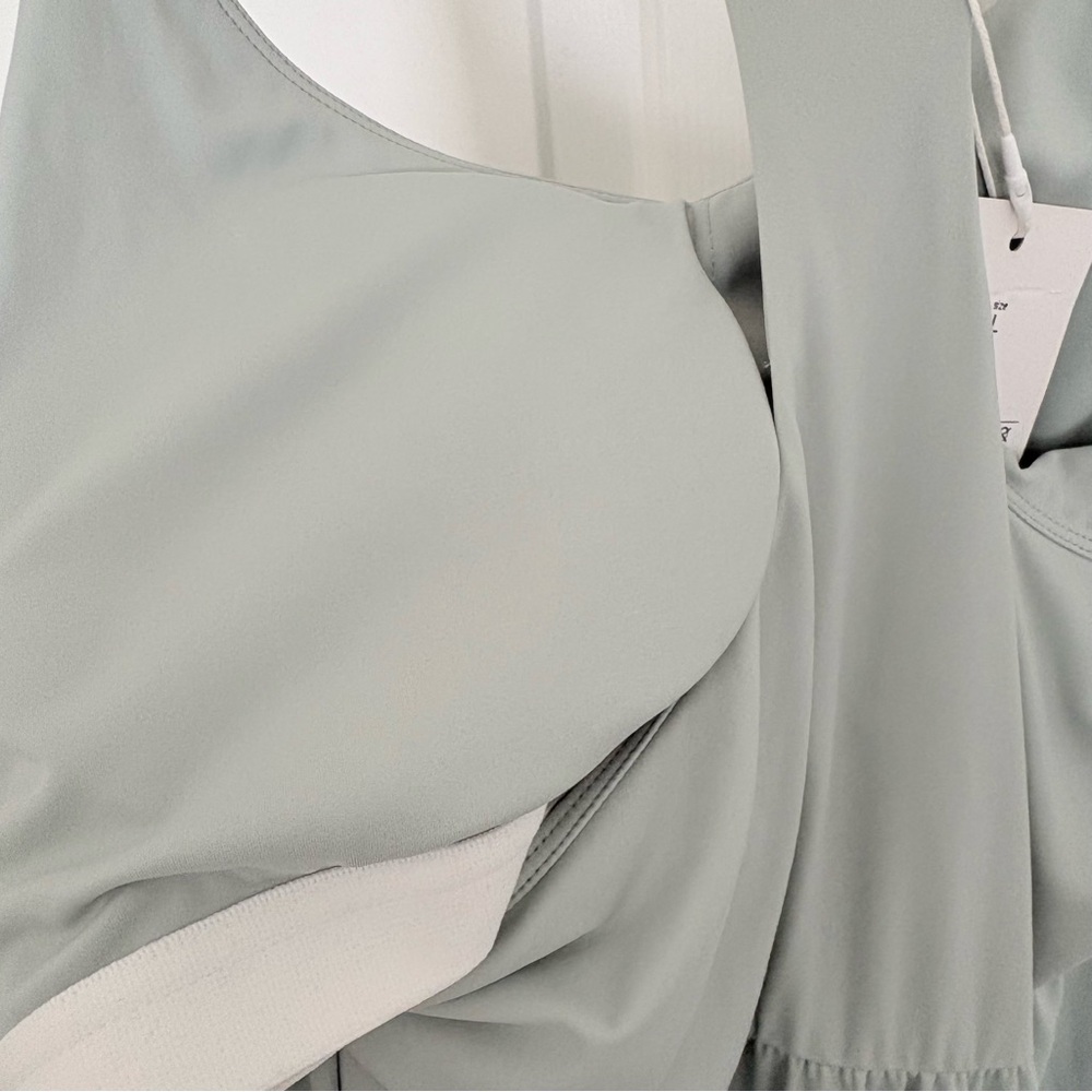 Halara SoftlyZero Airy Racerback Dress Cool
Touch Slip Pockets Sage Size L - Picture 9 of 12